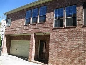 Building Photo - 3410 Honsinger St