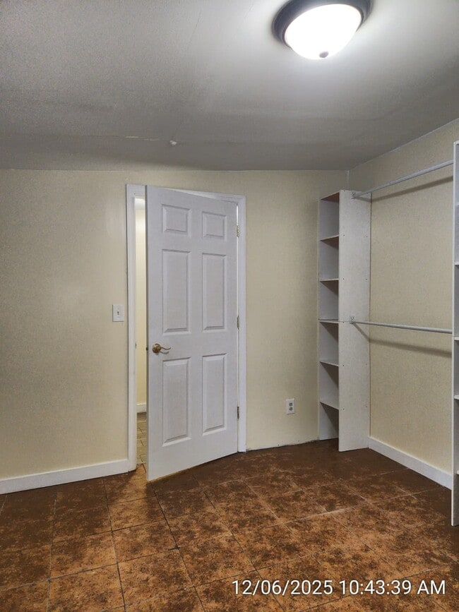 Building Photo - 2149 Texas Ave