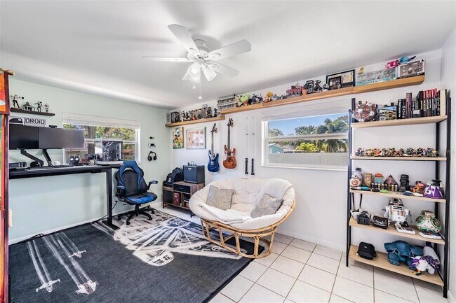 Building Photo - 1001 Grovewood Ct