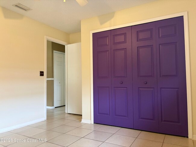 Building Photo - 834 Croton Rd
