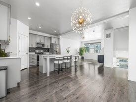 Building Photo - 439 S Meadow Garden Rd