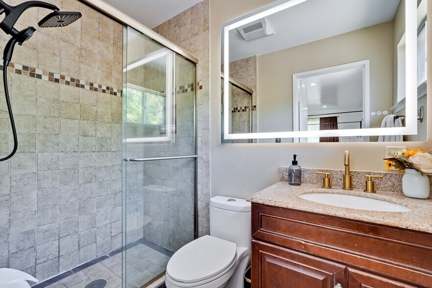 Building Photo - 6468 Pfeiffer Ranch Rd