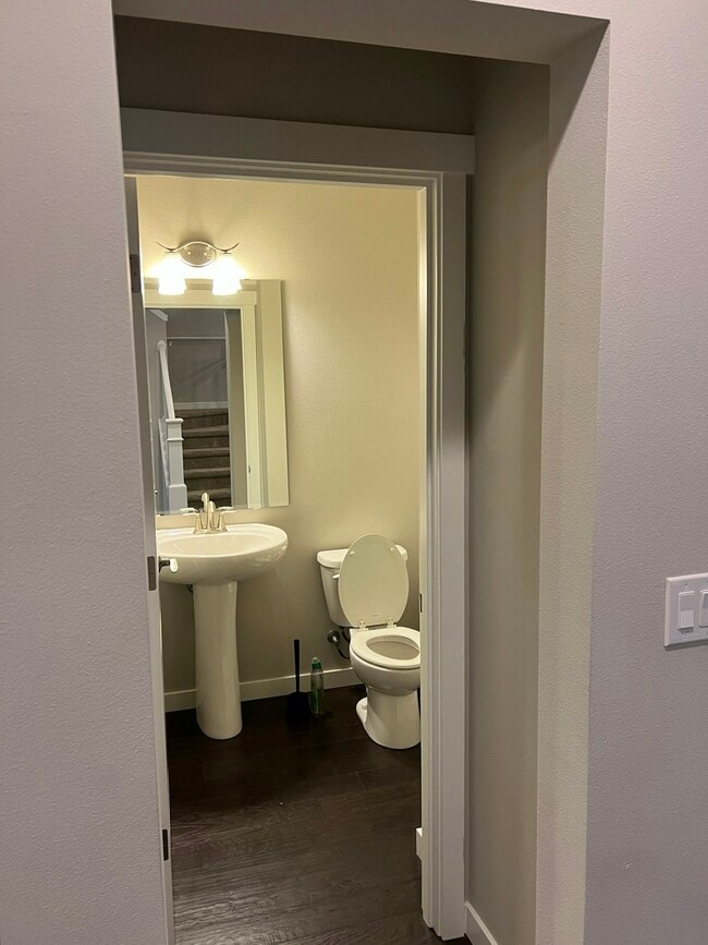 Building Photo - 14627 36th Ct NE