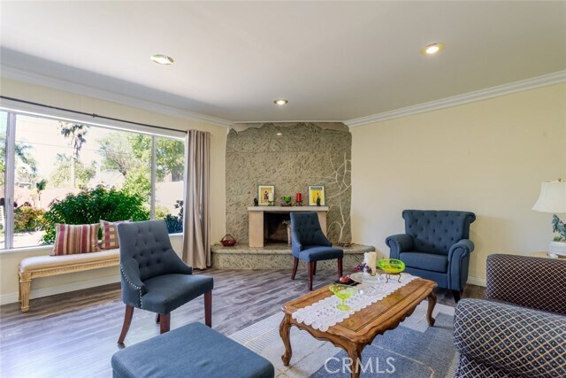 Building Photo - 19026 Keswick St