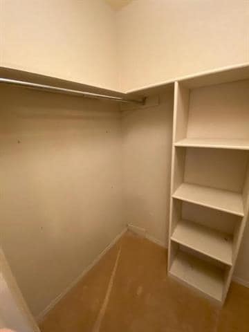 Building Photo - 7640 Dentcrest Dr