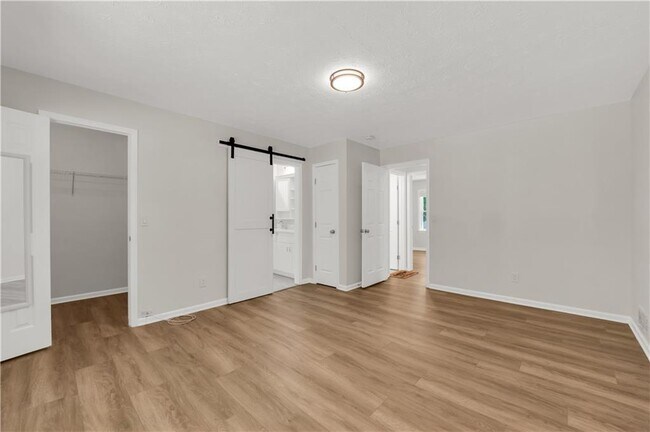 Building Photo - 5722 Port Dr