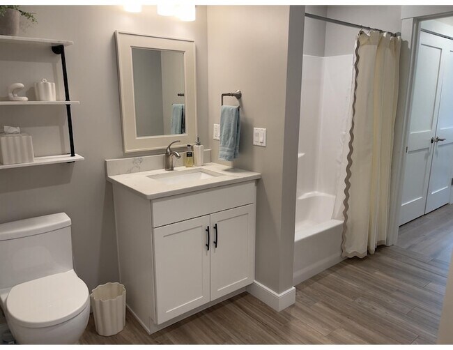 Building Photo - 2075 Lafayette Rd