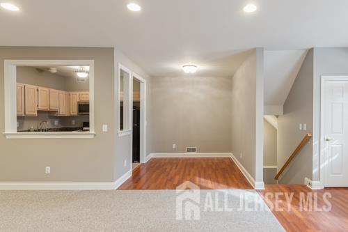 Building Photo - 68 Franklin School Way