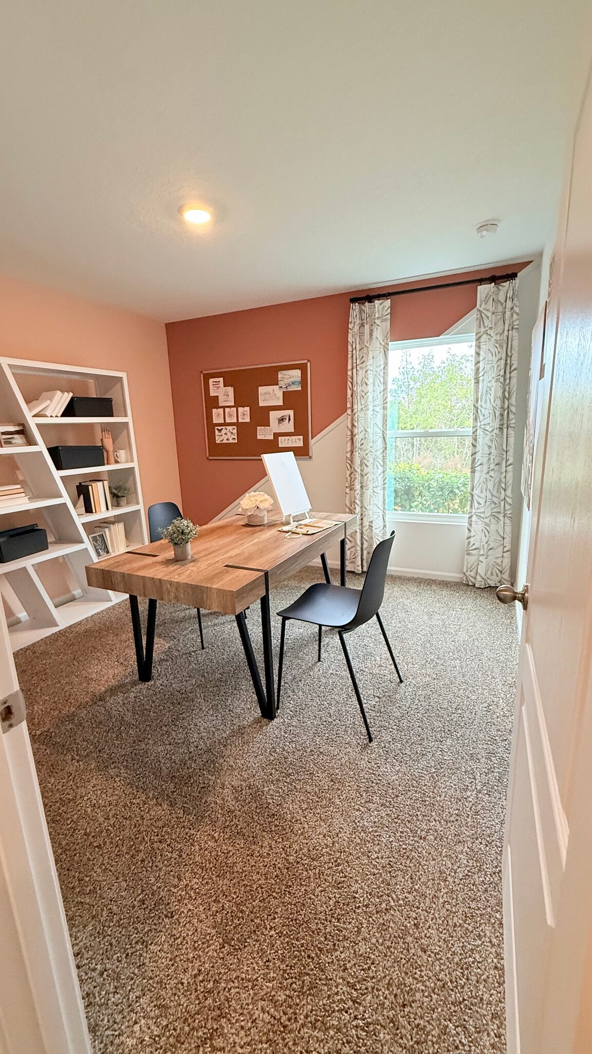 Picture of model home - 16 Summerwood Rd S