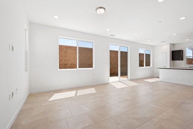 Building Photo - Brand New 3 Bedroom Home with Solar!