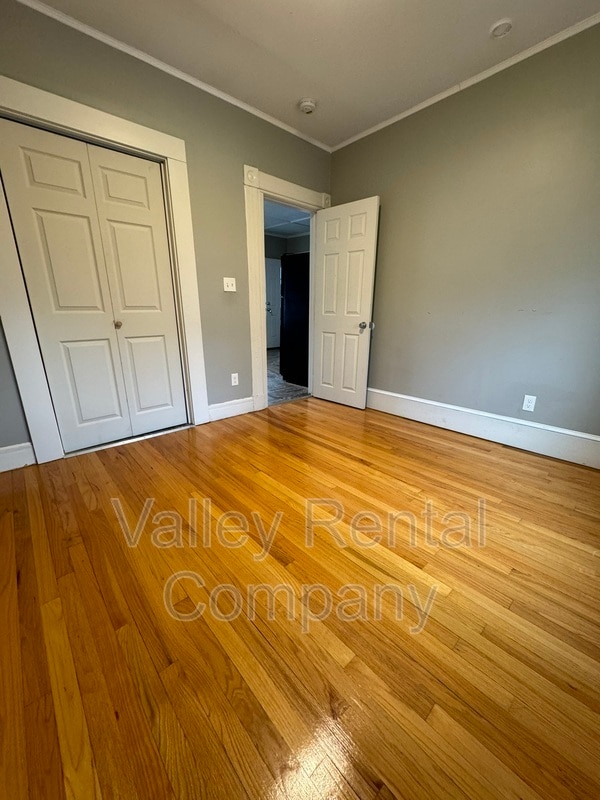 Building Photo - 86 Bridge St