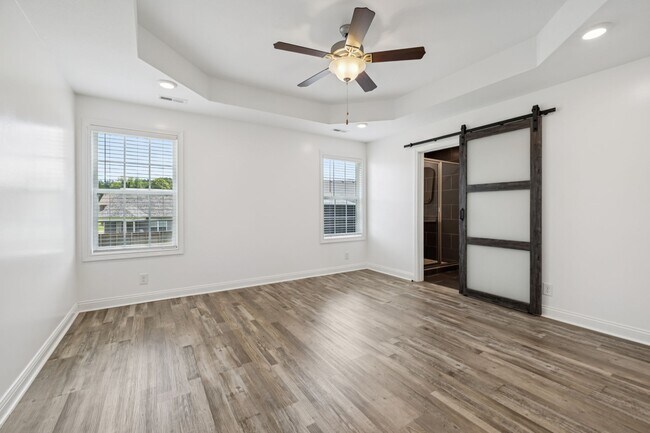 Building Photo - 219 Dugger Dr