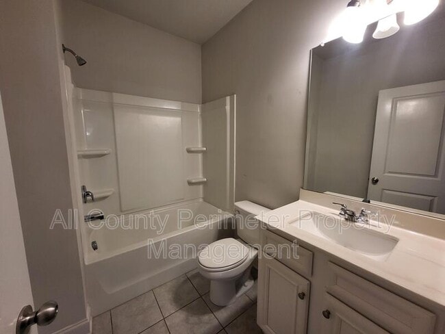 Building Photo - 3328 Fall Branch Ln