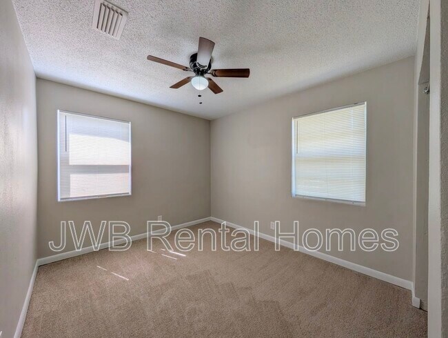 Building Photo - 5739 Bree Rd