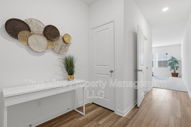 Building Photo - 14523 Bonito Loop