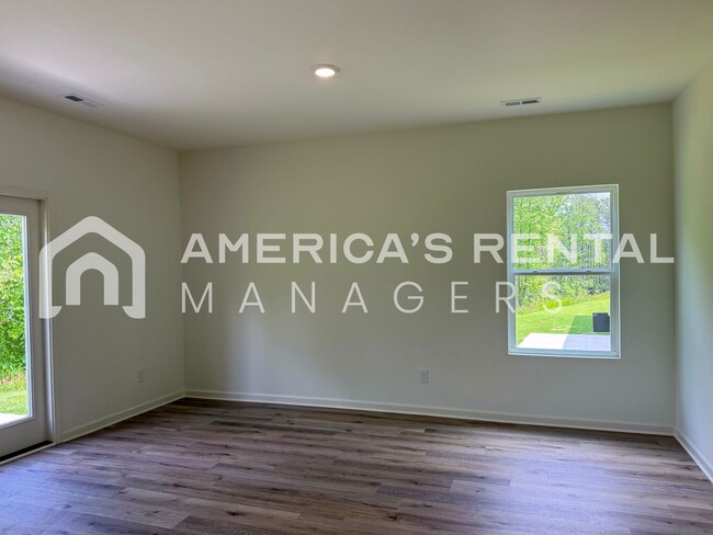 Building Photo - New Construction Home for Rent in Kimberly...