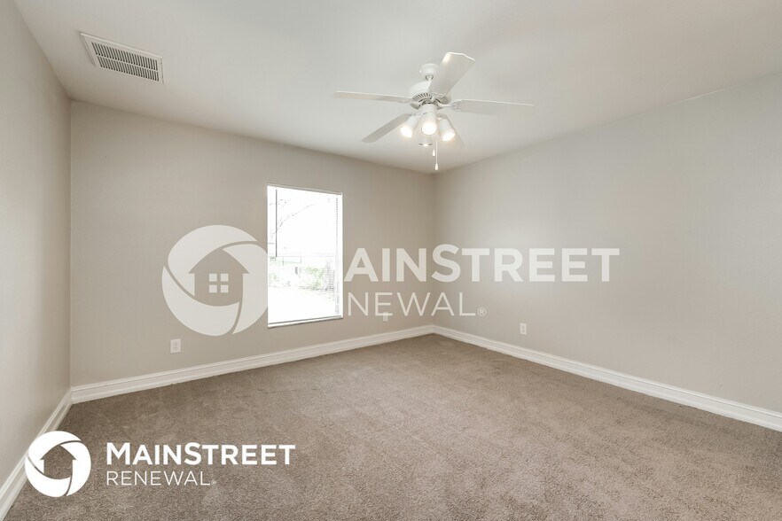 Building Photo - 3317 18th St W