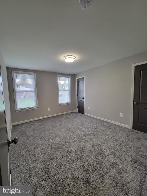 Building Photo - 9145 Old Scaggsville Rd