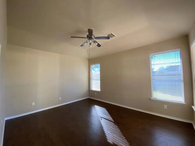 Building Photo - 3608 Burwood Ct