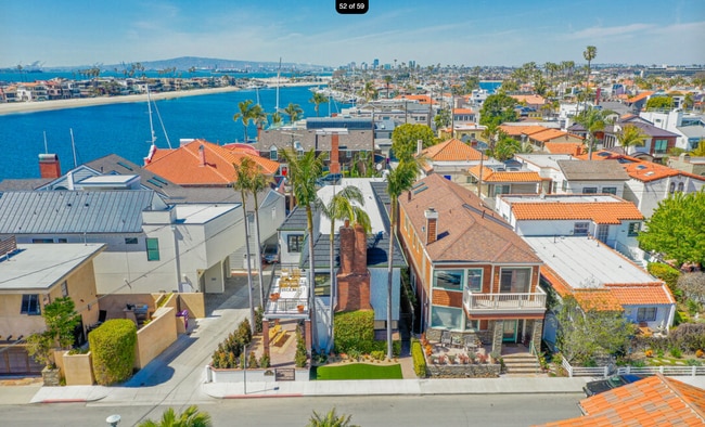 Building Photo - 15 Via Di Roma Walk