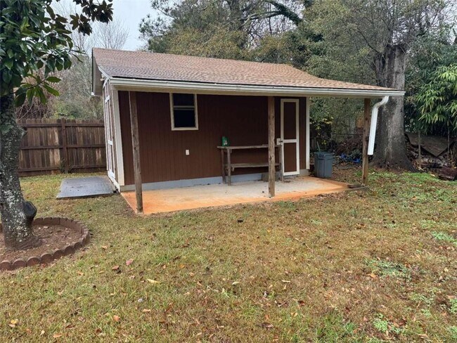 Building Photo - 837 Parkstone Dr