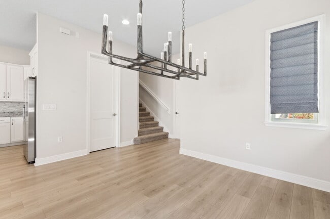 Building Photo - 401 Marquesa Cir