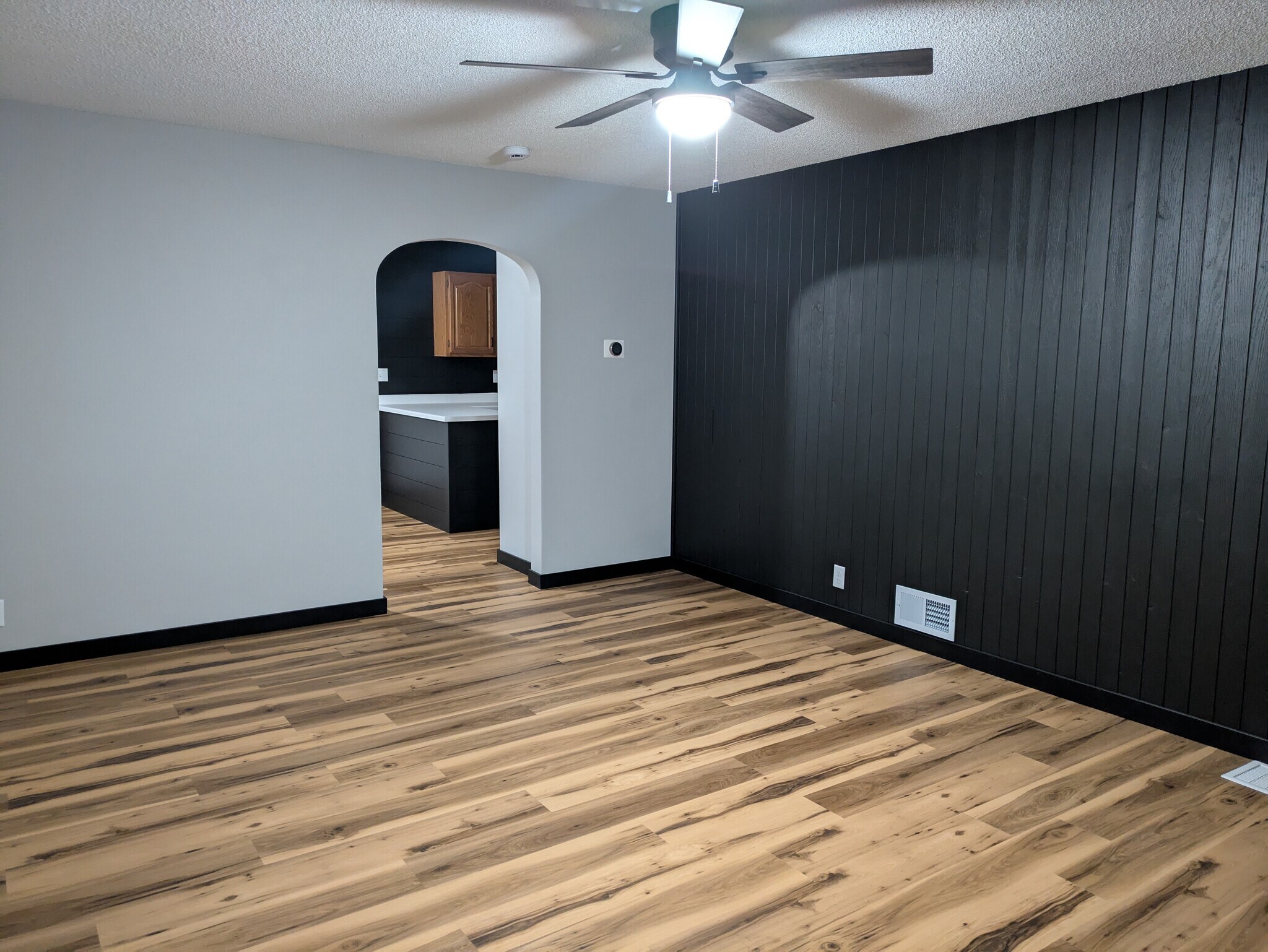 Upstairs living room - 2222 Diagonal Rd