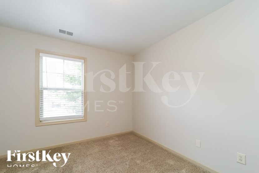 Building Photo - 255 Bethany Manor Ct