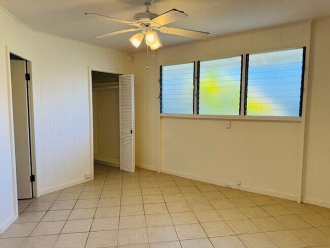 Building Photo - 4 Bedroom, 2 Bathroom house near Kailua Be...