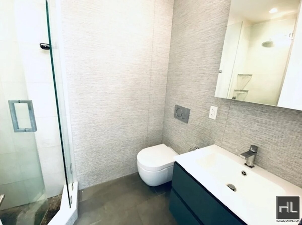 Building Photo - Stanton Street