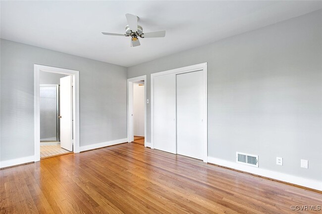 Building Photo - 509 Waveny Rd