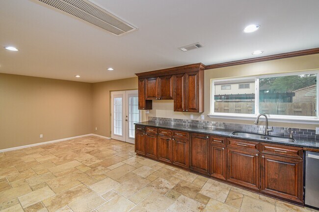 Building Photo - 10502 Hammerly Blvd