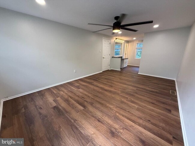 Building Photo - 14917 Lear Ln