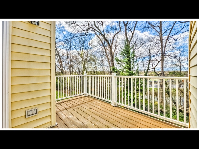 Building Photo - 1429 Nestlewood Ct