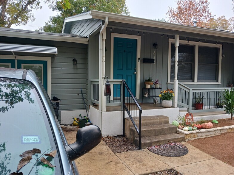 Building Photo - 319 Sumner Dr