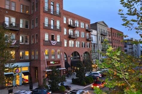 Building Photo - Park Place at Fowler