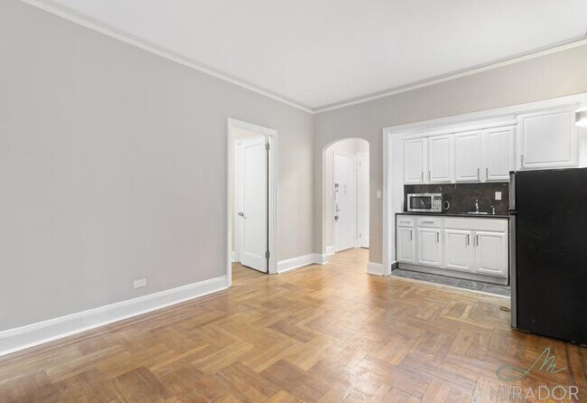Building Photo - 1 bedroom in New York NY 10022