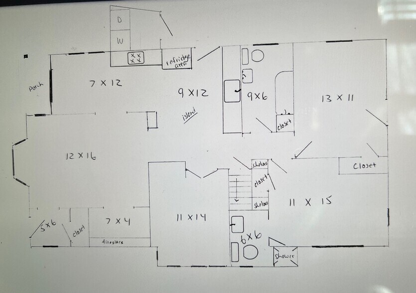 Floor plan with approx. sizes - 170 Finley St