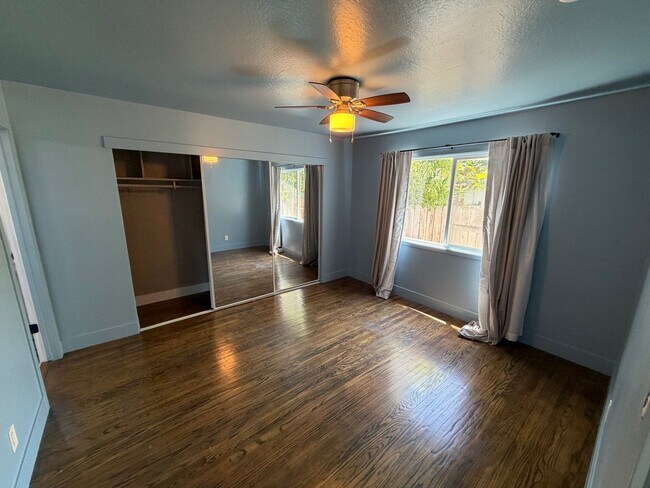 Building Photo - 3 Bedroom | 2 Bathroom | Single family home in Golf Course Terrace