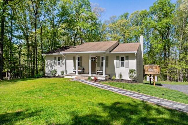 Building Photo - 7258 Baldwin Ridge Rd