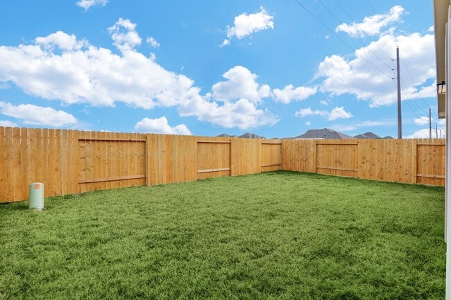 Building Photo - 6823 Escondido Dr