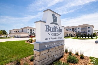Building Photo - Buffalo Ridge Apartments