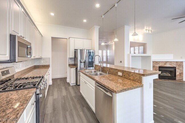 Building Photo - 10191 Refuge Ct