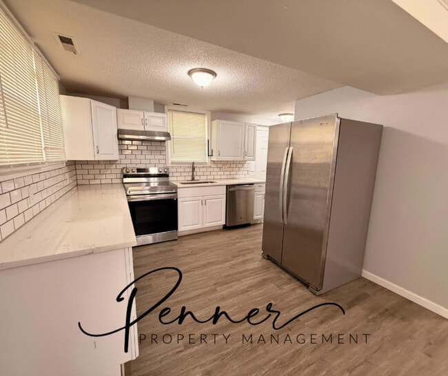 Building Photo - 18406 Shoshone Dr