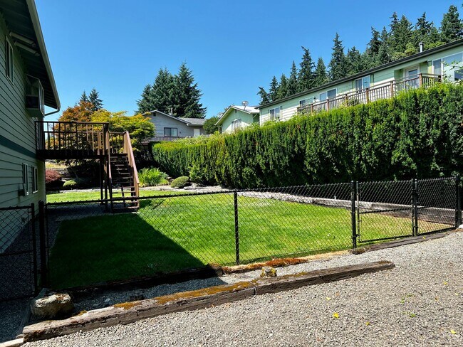 Building Photo - **** Application pending ****