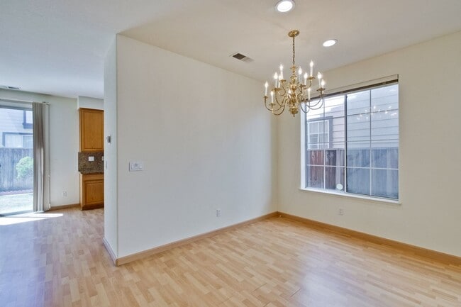 Building Photo - Spacious 4-Bedroom Home on Private Cul-De-...