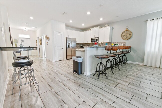 Building Photo - 1411 Rolling Fairway Dr