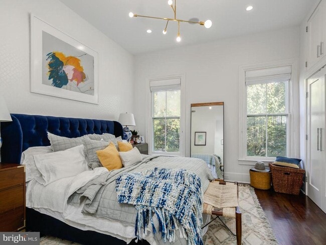 Building Photo - 1450 T St NW