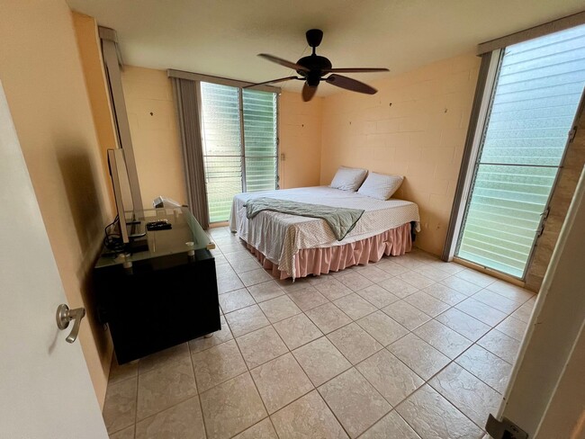 Building Photo - 78-7030 Alii Dr. Unit 104