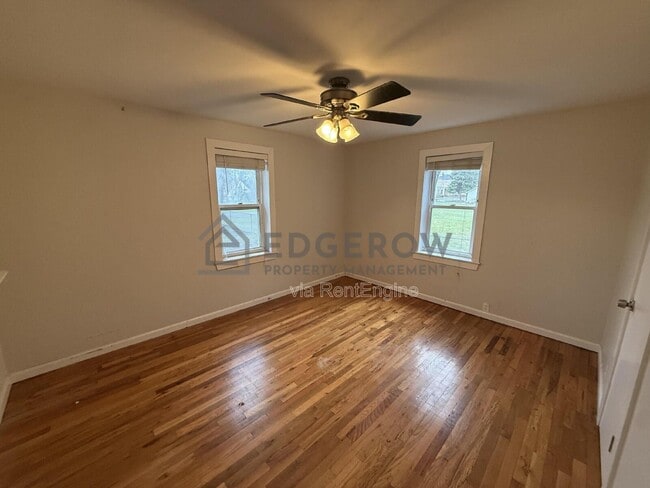 Building Photo - 1585 Wilson Ave SW